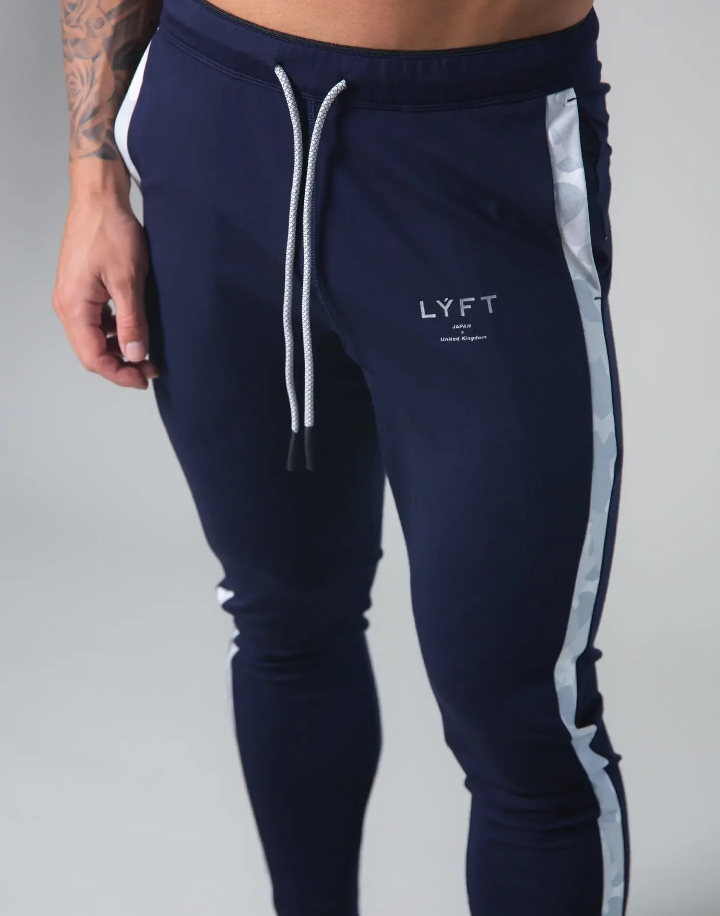 Pantalones deportivos culturista ofrecidopor Alupa - Imagen 18