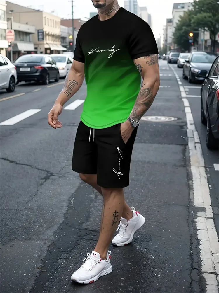 Camiseta y shorts de cuello redondo, cómodos y transpirables, con estampado de letras y estampado urbano para hombre. - Imagen 17